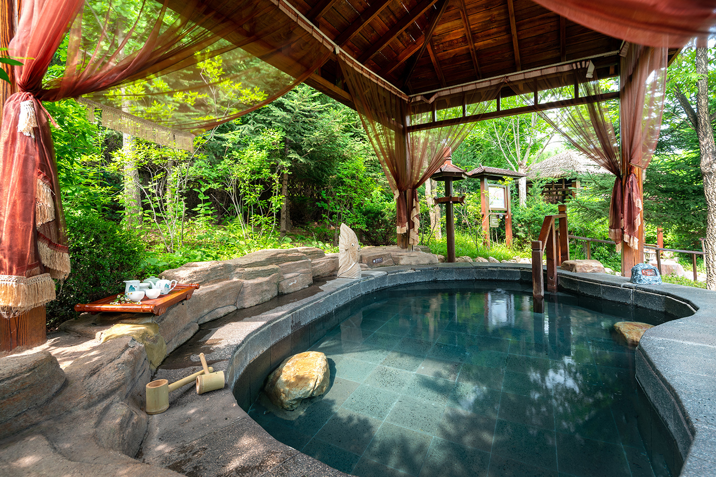 露天温泉泡池 (5).JPG