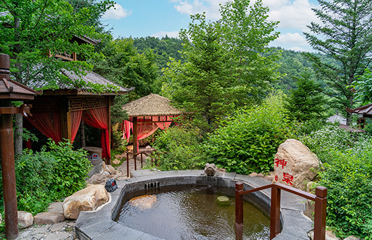 露天温泉泡池 (2) - 副本.JPG